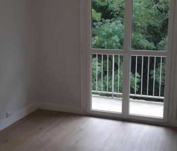 Location Appartement 3 pièces 64m² FRESNES 94260 - Photo 2