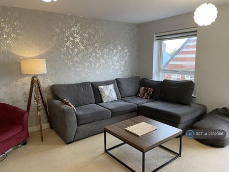 2 bedroom flat to rent - Photo 4