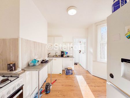 Boleyn Road, E7, London - Photo 4