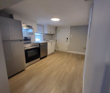 2645 West 8th Avenue, No. 2, Vancouver, Bc - Photo 5