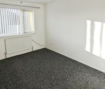 3 bedroom house to rent Heanor Walk, Mansfield, NG18 - Photo 4