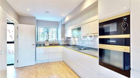 Bideford Avenue, UB6, Greenford - Photo 4