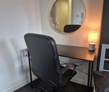 Room in a Shared House, Radford Road, NG7 - Photo 6