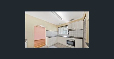 Centrally located ! - Photo 2