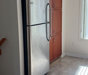 For Lease - 67 Burton Howard Drive, Aurora, Ontario - Photo 6