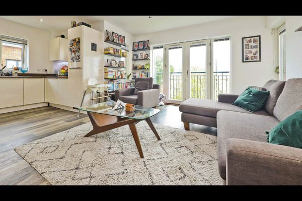 2 Bed Flat, Maven Court, HA1 - Photo 1