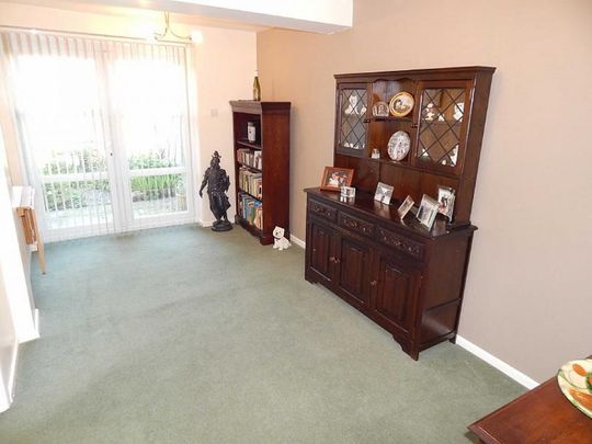 3 Bedroom Semi Detached To Let - Photo 1