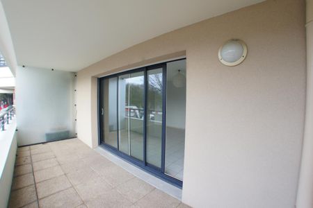 Location Appartement 3 pièces 67m² ANGERS 49100 - Photo 2