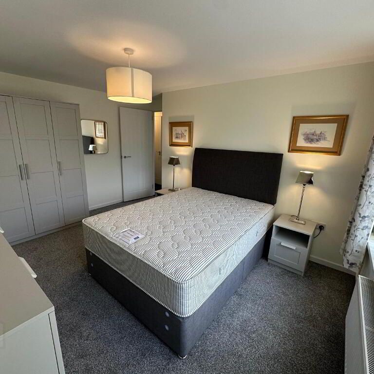 28 Strathearn Court, Holywood, BT18 9NR - Photo 1