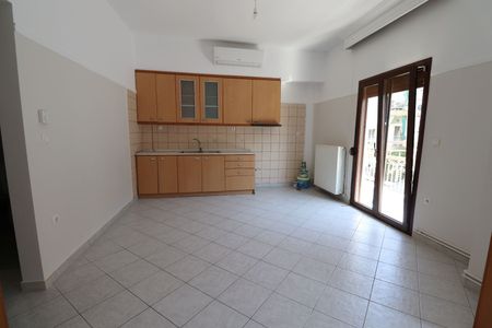 Διαμέρισμα για ενοικίαση Κέντρο (Μενεμένη) - Photo 4