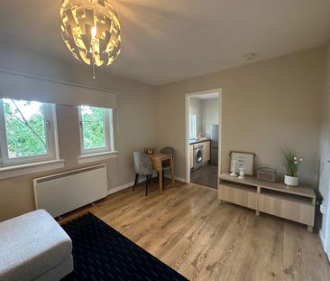 1 Bed Flat, St Peters St, G4 - Photo 1