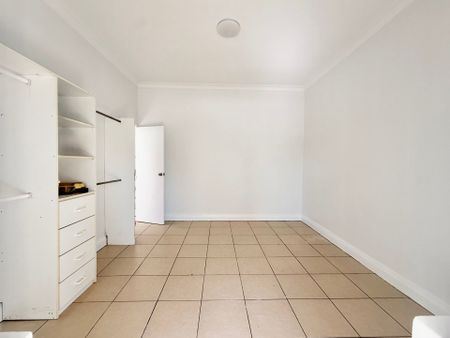 Neat 1 Bedroom Flat in Convenient Punchbowl Location - Photo 4