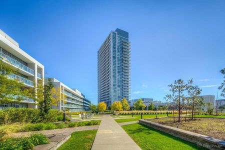 For Lease - 30 Heron's Hill Way Unit# 2004, Toronto, Ontario - Photo 5