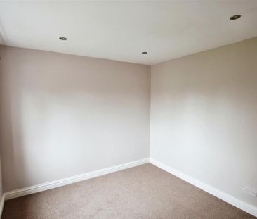2 bedroom cottage to rent - Photo 3