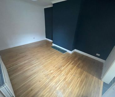 2 bed ground floor flat to rent in Wharton Street, South Shields, NE33 - Photo 2