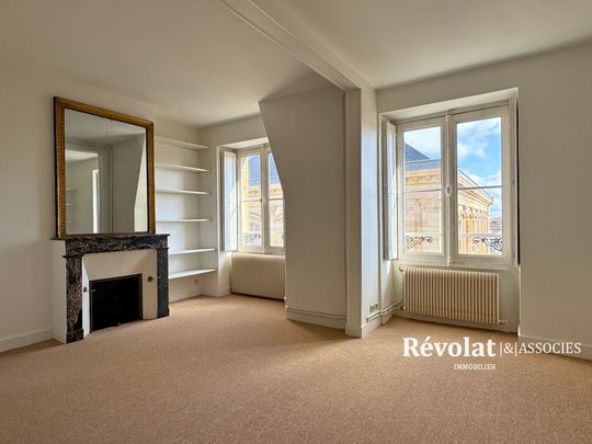 Location Appartement 3 pièces 78m² BORDEAUX 33000 - Photo 1