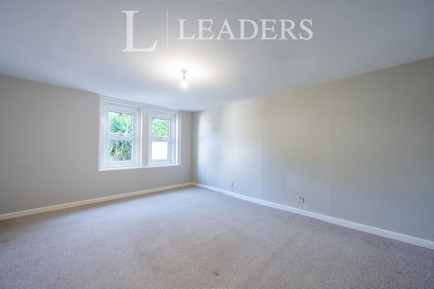 2 bedroom apartment to rent Clarendon Road, Southsea, PO5 - Photo 1