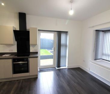 2 bedroom bungalow to rent - Photo 3