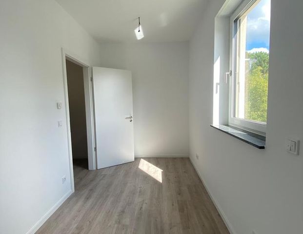NEU! Erstbezug moderne 3-Zimmer-Wohnung Fußbodenheizung 61qm - Photo 1