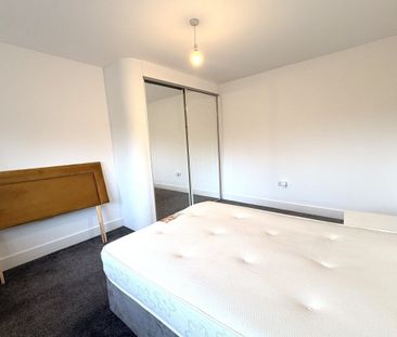 Redland Close, CHESTER - Photo 5