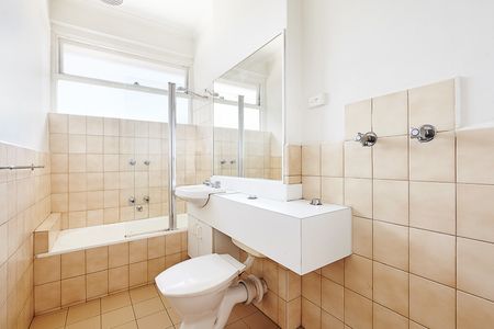 11/162 Chapel Street, St Kilda VIC 3182 - Apartment For Rent | Domain - Photo 3