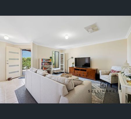 12 Bodallin Crescent, Southern River, WA 6110 - Photo 2