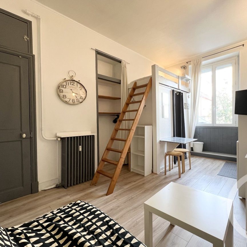 Location Appartement 1 pièce 15m² GRENOBLE 38000 - Photo 1