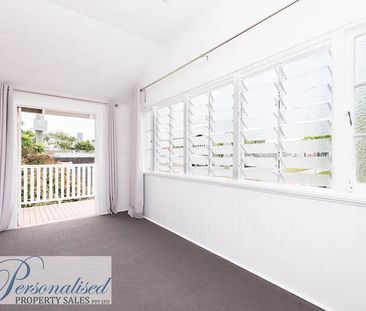 East Brisbane - Photo 4