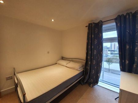 1 bedroom flat to rent - Photo 4