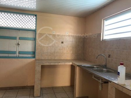 Location Appartement 2 pièces 37m² CAYENNE 97300 - Photo 2