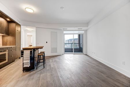 For Lease - 259 The Kingsway N/A Unit# 424, Toronto, Ontario - Photo 3