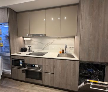 For Lease - 8 Interchange Way Unit# 3207, Vaughan, Ontario - Photo 2