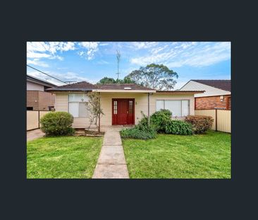 Charming Family Home in a Convenient Location - Photo 6