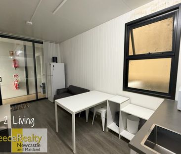 Studio Unit Close to Newcastle University - Photo 2