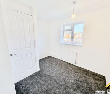 3 bed Terraced in Athol Close Sinfin, Derby, DE24 9LZ - Photo 2