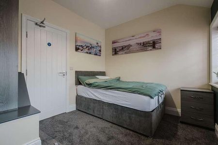 Mellor Street, Eccles, Manchester, M30 - Photo 5