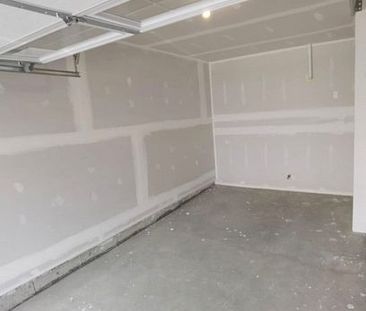 For Lease - 3305 Thunderbird Promenade, Pickering, Ontario - Photo 5