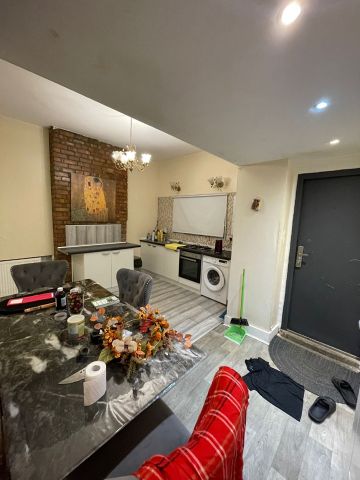 1 Bed Flat, Bowes Road, N13 - Photo 5