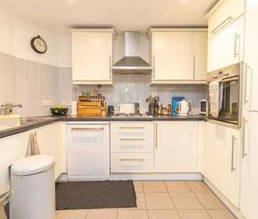 Golate Court, Cardiff City Centre, CF10 - Photo 4