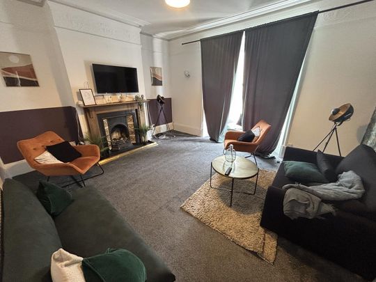 5 bedroom house to rent - Photo 1