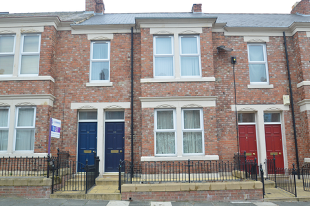 3 bedroom flat to rent - Photo 5