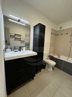 Location Appartement 2 pièces 44m² SETE 34200 - Photo 1