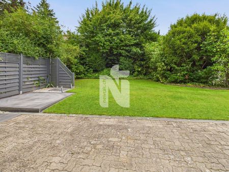 Freistehendes 6.5-Zimmer-Einfamilienhaus auf vier Etagen mit grossem Garten, Garage und Wellnessbereich in ruhiger, exklusiver Lage auf dem Bruderholz - Foto 5