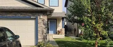 3 Bedrooms Duplex House in South Terwillegar for Rent | 9021 Scott Crescent Northwest, Edmonton - Photo 1