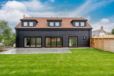 The Green, Chearsley - Photo 2