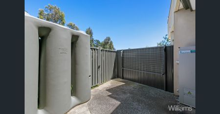 Modern Townhouse with Parkland Views - Photo 4