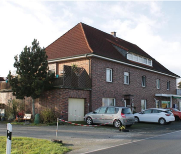 Frisch renovierte Dachgeschosswohnung in Mastholte inkl. Einbauküche - Photo 1