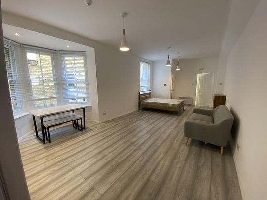 1 bedroom ground floor flat to rent - Photo 1