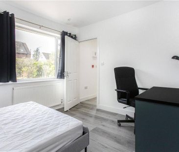 6 bedroom semi-detached house to rent - Photo 6