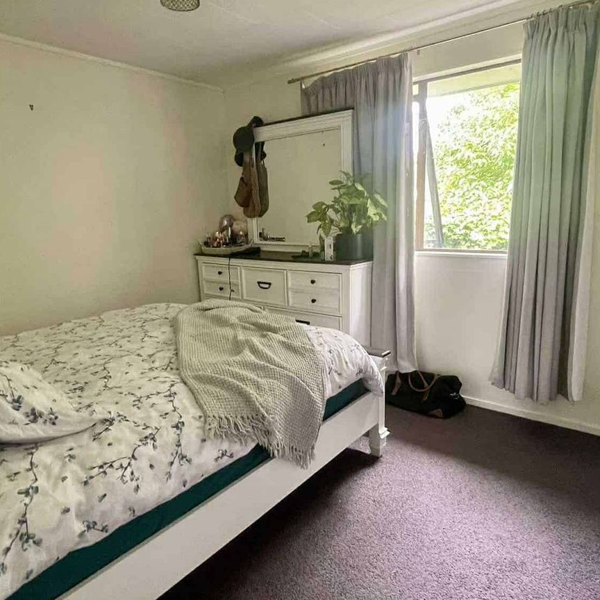 3 bedroom rental in the Peninsula - Photo 1